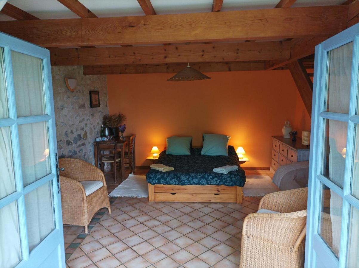 Campagne De Pre Grand Bed & Breakfast Saint-Etienne-les-Orgues Exterior photo